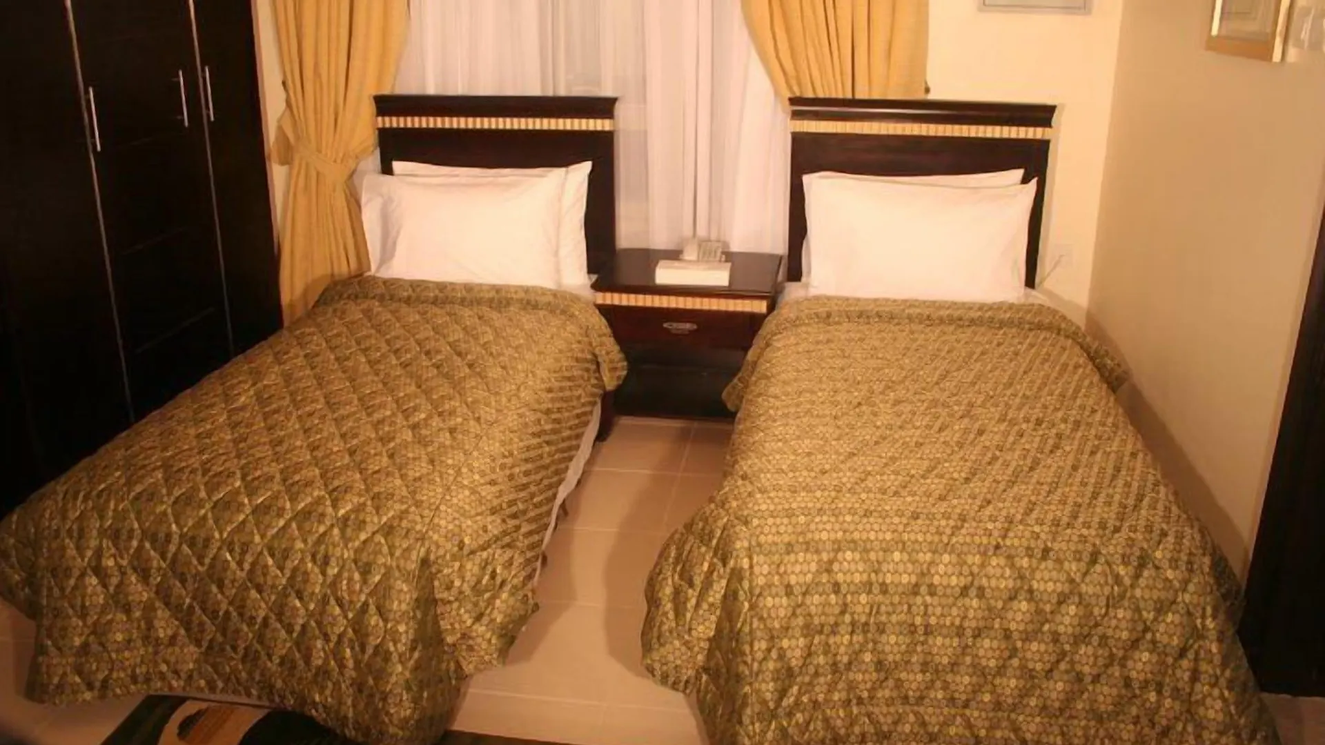 *** מלון דירות שארג'ה Al Hayat Hotel Apartments איחוד האמירויות הערביות